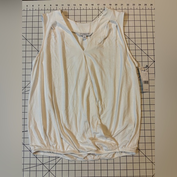 NWT Liverpool Women’s Size Medium White Sleeveless Blouse - Picture 1 of 6